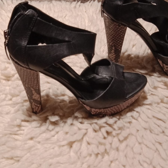 Aldo platforms - Picture 9 of 12